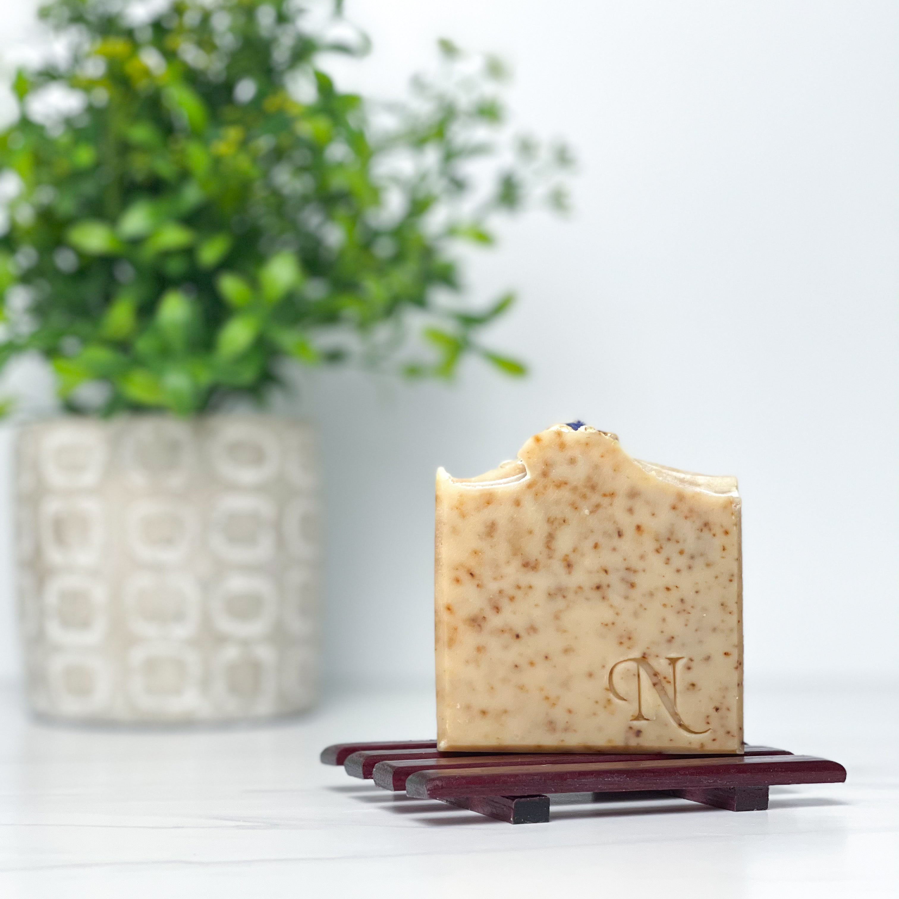 Banana &amp; Oatmeal Artisan Soap